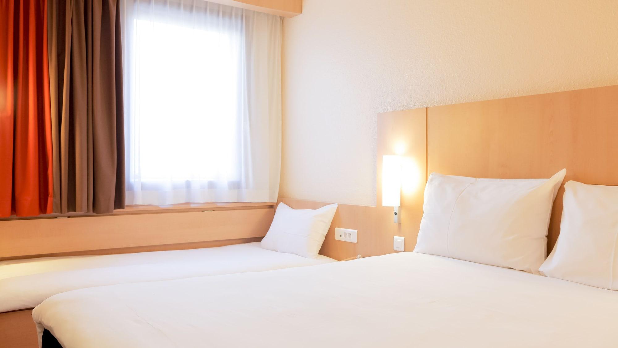 B&B Hotel Lyon Eurexpo Брон Экстерьер фото