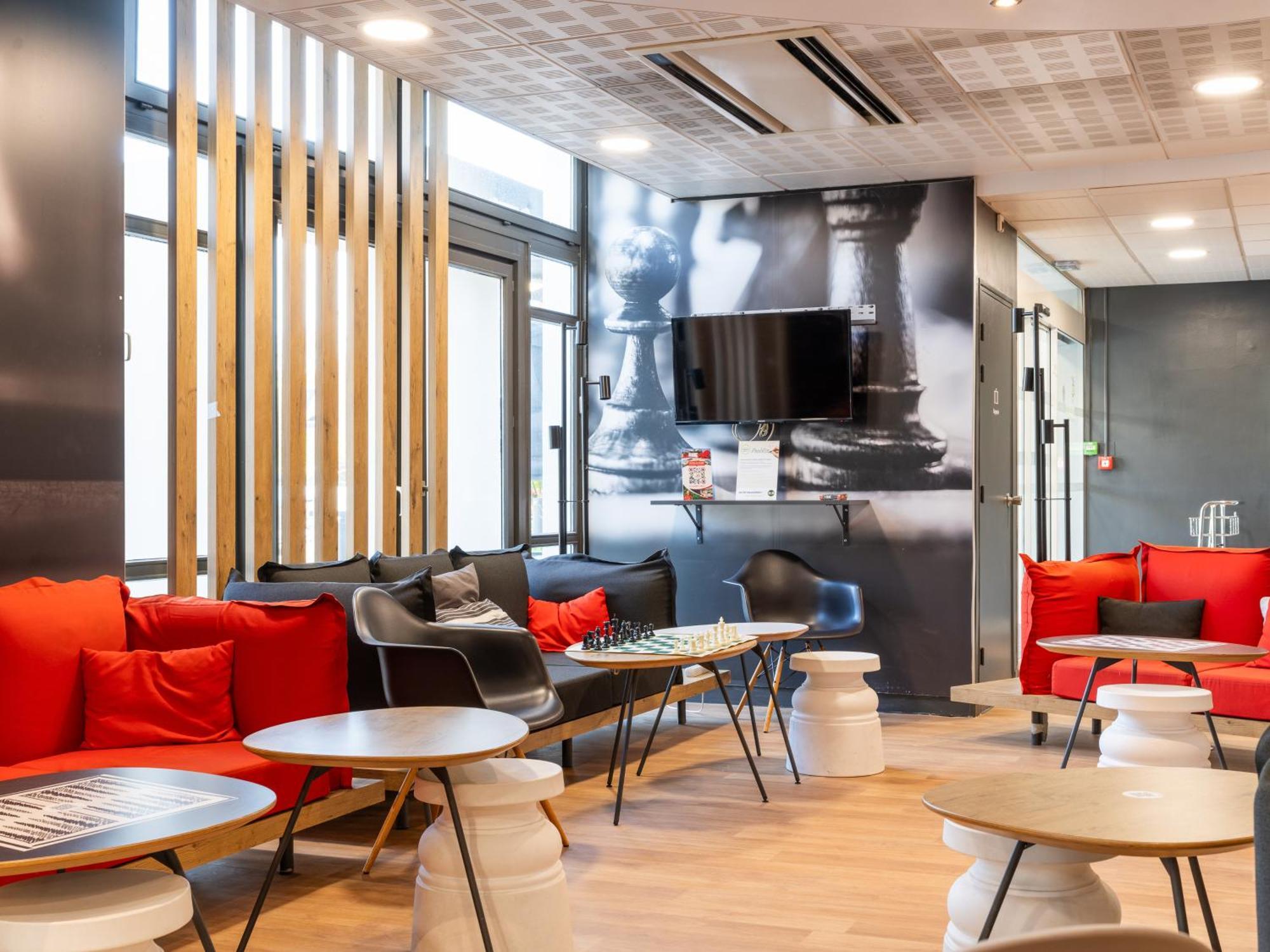 B&B Hotel Lyon Eurexpo Брон Экстерьер фото