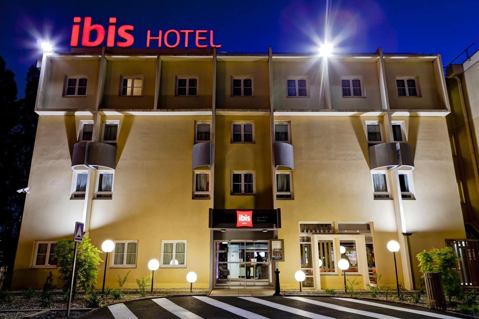 B&B Hotel Lyon Eurexpo Брон Экстерьер фото